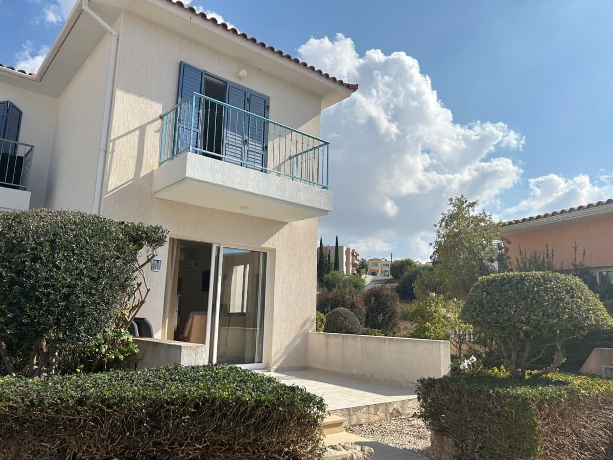 2 Bedroom town house Peyia